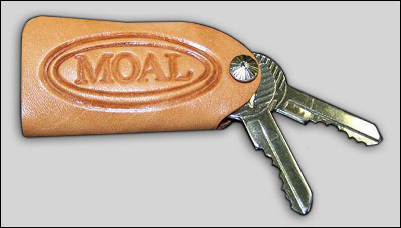 Moal vintage key fob